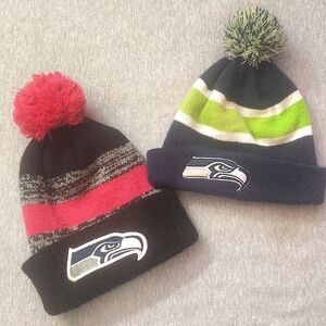 SEATTLE SEAHAWKS- COUPLES WINTER 🥶❄️🥶❄️ BEANIE POM-POM HAT